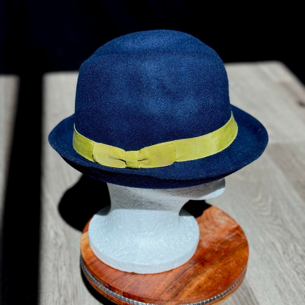 100% Wool Bowler Derby Navy Blue Wool Felt Bowler Hat Size M Vintage